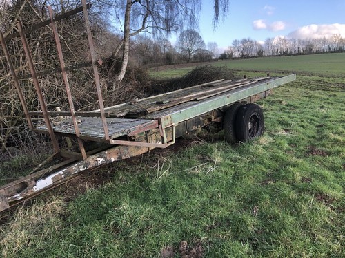 Bale trailer - trailer,