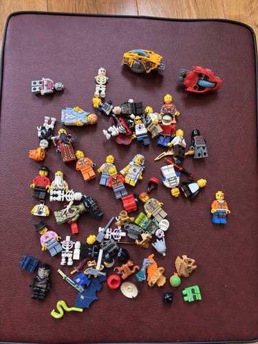 Lego random minifigures - lego,