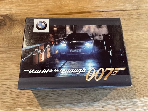 James bond bmw dealer - bond, z8
