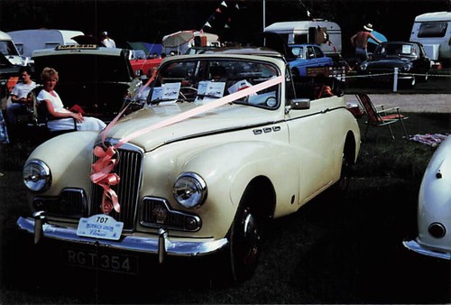Vintage car photo approx - ., 10