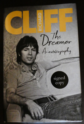 Signed cliff richard - cliff, richard: