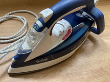 Tefal Aquaspeed Steam Iron