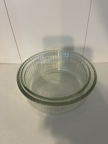 Vintage pyrex crimped edge