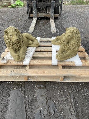 Pair lions - pair,