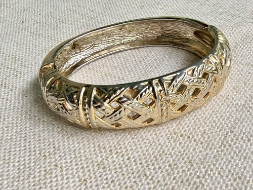 Vintage gold tone - tone, hinged