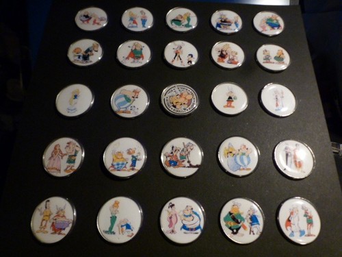 Pins complete series - 25,