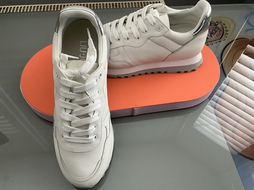 Liu wonder white - liu,