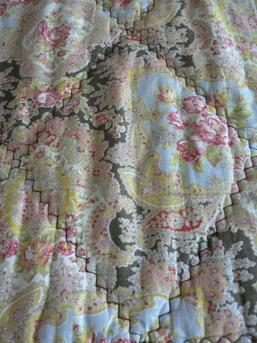 Vintage quilted throw paisley - vintage,