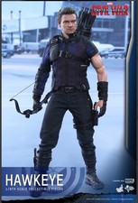 Hot Toys Captain America Civil War Hawkeye Action Figure MMS358