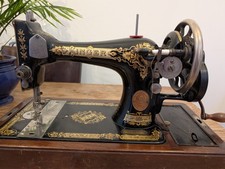 Vintage Singer 28K Hand Crank