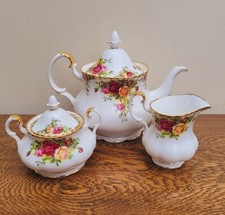 Royal Albert Old Country Roses