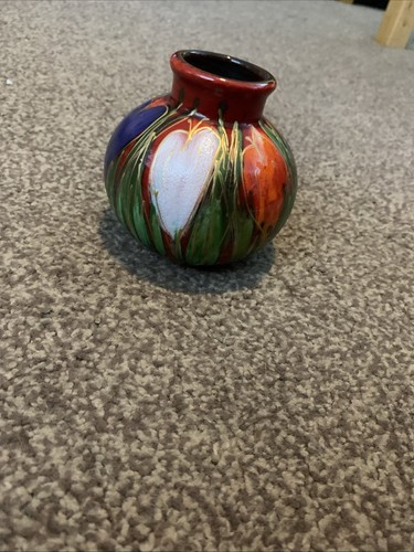 Crocus small vase - crocus, anita
