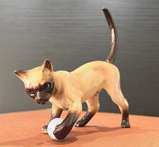 Rare Collectable Vintage 70’s West Germany Goebel Siamese Cat With Blue Ball