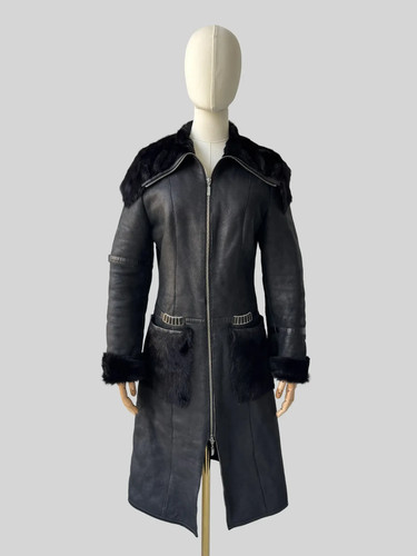 Vintage black sheepskin - vintage,