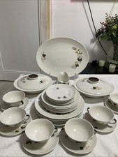 ROYAL DOULTON WESTWOOD  38 PIECE DINNER SET FOR SIX  -