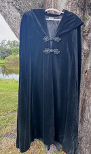 Vintage Cape LAURA ASHLEY