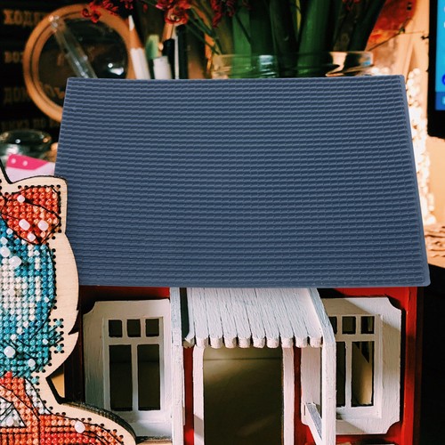 Versatile miniature roof tiles - versatile,