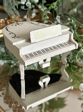 Vintage Dolls House MINATURE