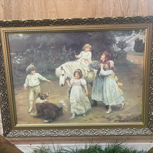 Beautiful gold framed - gold,
