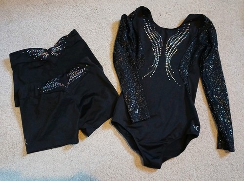 Black and sparkly - black,