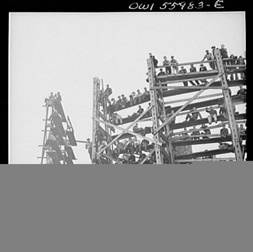 Photo crowd scaffold - on,