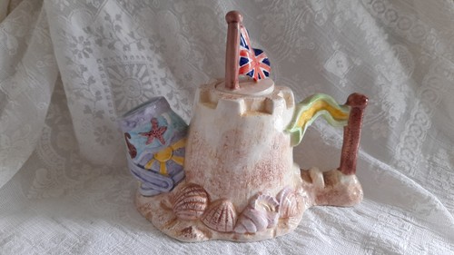 Very pretty seaside - , themed