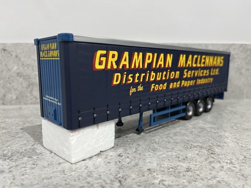 Corgi tri axle - corgi,