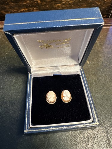 Vintage hallmarked 1974 - hallmarked,