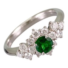 Ring Platinum Green Garnet