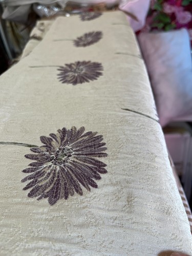 Heavy upholstery furnishing - heavy,