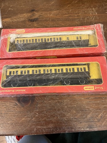 Hornby r332 and r333 - hornby,
