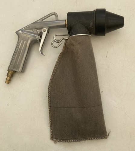Clark sand blaster - sand,