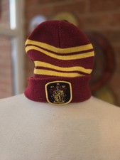 Official Wizarding World Harry potter Griffindor Beanie Hat 
