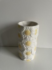 NEW CERAMIC EMBOSSED PRETTY