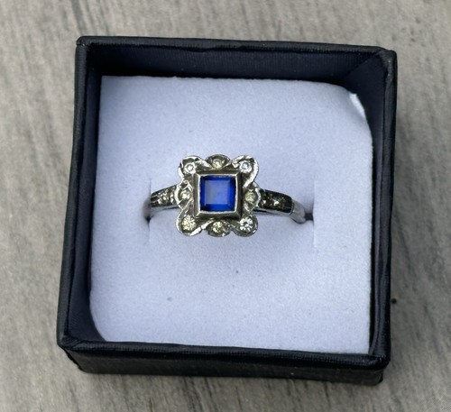 Vintage art deco sapphire - sapphire, blue