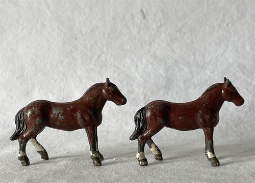 Small vintage painted metal - 2,