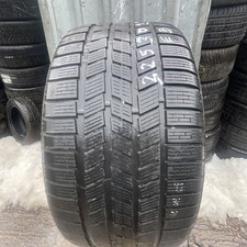 325/30/21 Pirelli Scorpion Ice