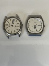 2 x Seiko 8223 Vintage Quartz