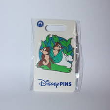 Disney Chip 'n Dale in Glove Pin - 2025 Disney Pin