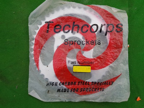 Rear drive sprocket suzuki - sprocket,