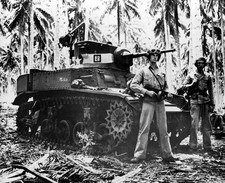 WW2 Photo, US Marine Tank Crew