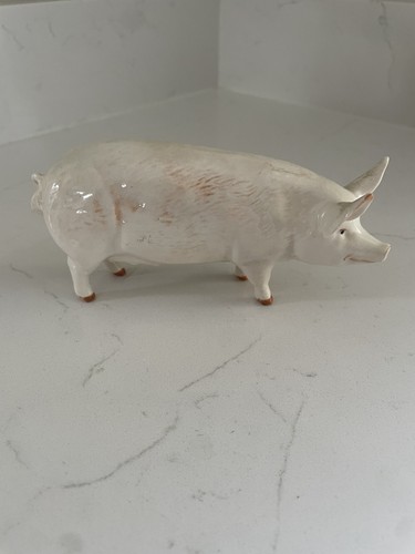 Beswick pig wall - wall,
