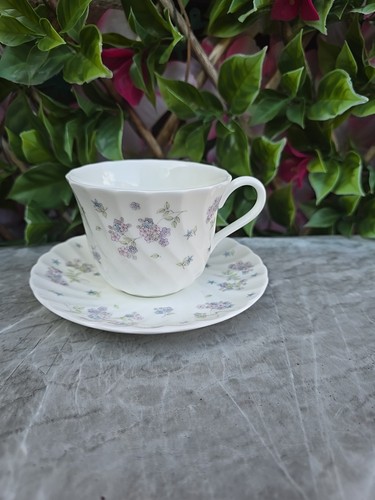Vintage wedgwood april flowers - vintage,