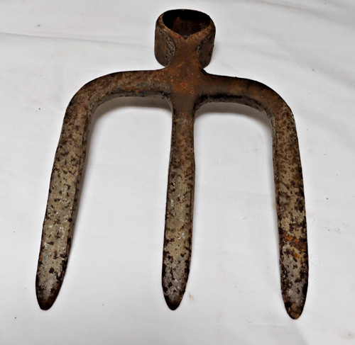 Vintage three pronged - three,