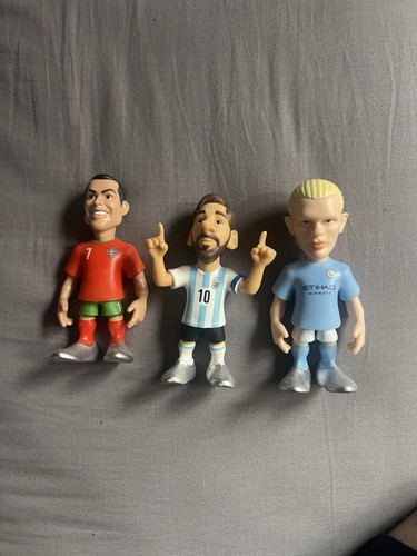 Messi ronaldo and - messi,