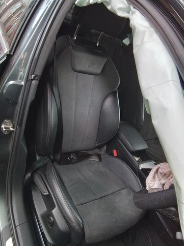 Front seat audi - front,