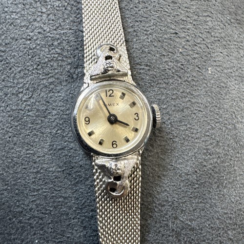 Vtg timex hand winding - vtg, hand-winding