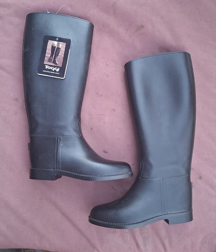 Bnwt toggi riding boots size - bnwt,