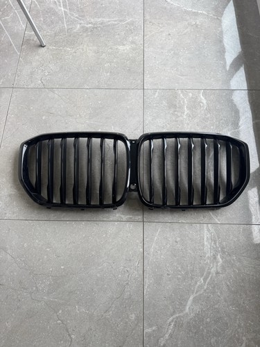 Used oem bmw g05 - x5,
