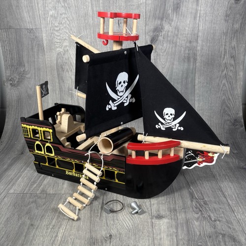 Toy van wooden - le,